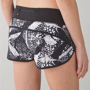 Lululemon Speed Short Static Mist White Black / Black